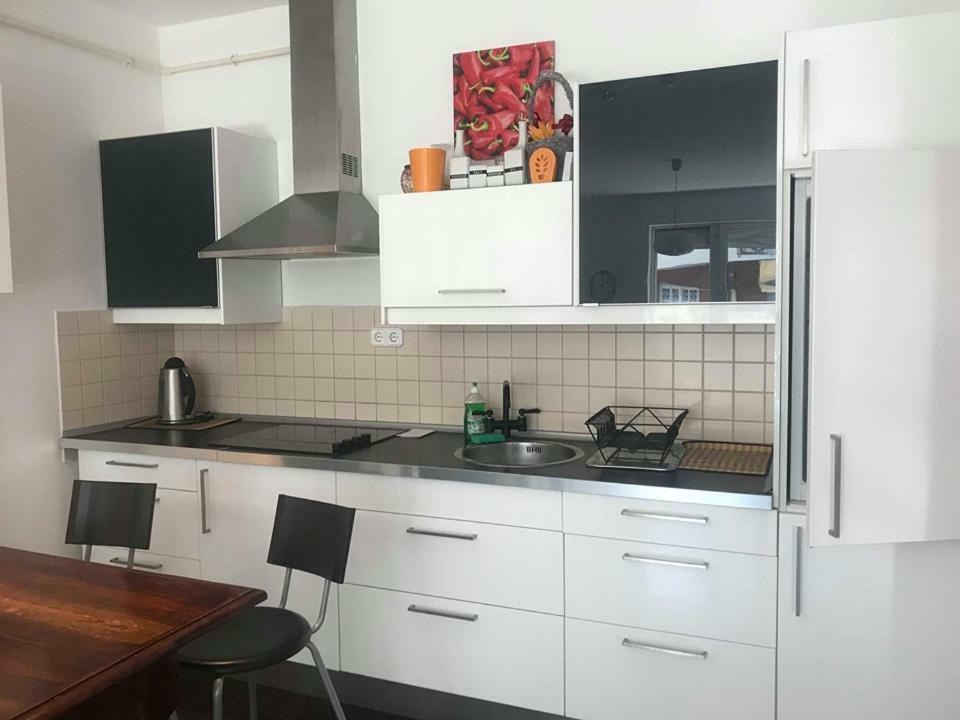 דירות באלאטונפורד Cool & Pool Apartman מראה חיצוני תמונה